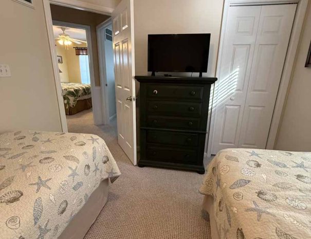 3037 Asbury10