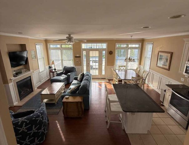 3037 Asbury9
